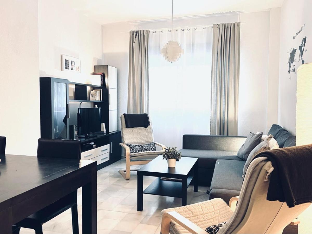Apartamento Pintor Palomino Kordoba Bagian luar foto